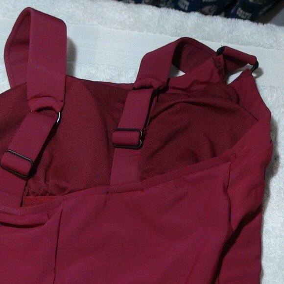 AQUA GREEN Women's Asymmetrical Shoulder One Piece Swimsuit Burgundy Small 4/6 - Picture 12 of 15